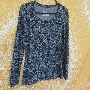 Long sleeve fitted tee